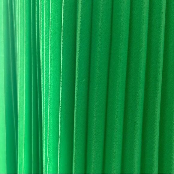 MILLY Oria Pleated Sleeveless Cross Back Dress, Kelly Green, NWT, Size 6 - Picture 14 of 16